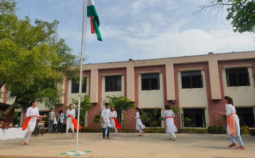 Aakar Public School